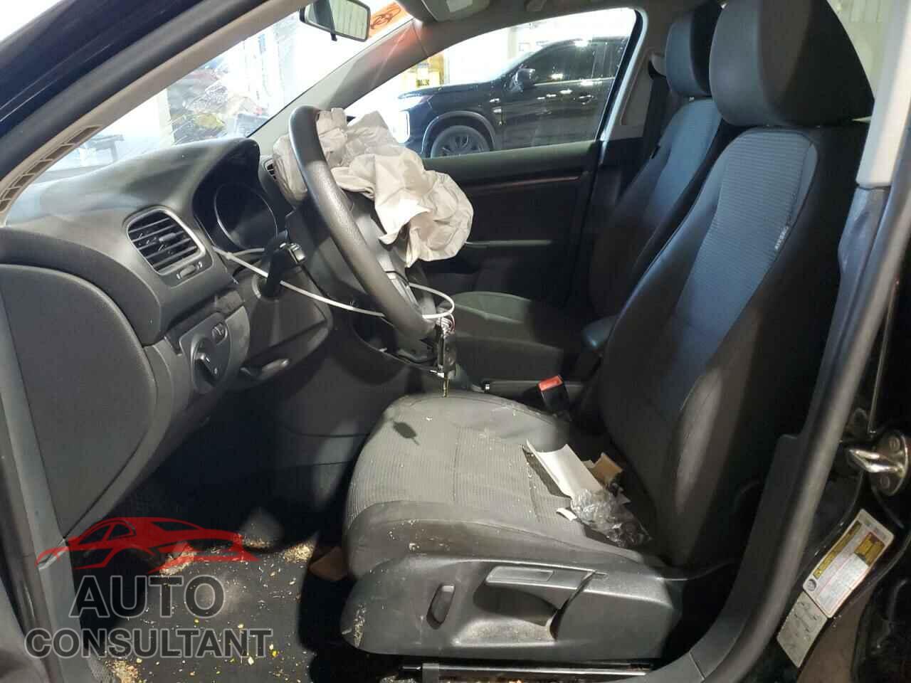 VOLKSWAGEN JETTA 2011 - 3VWPZ7AJ4BM626409