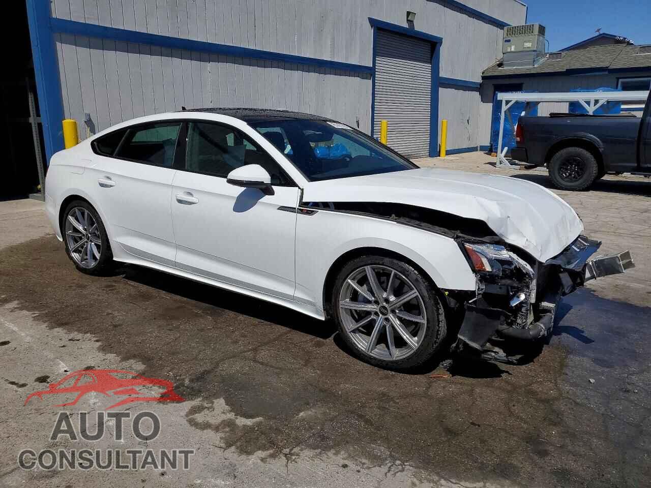 AUDI A5 2025 - WAUDACF59SA006151