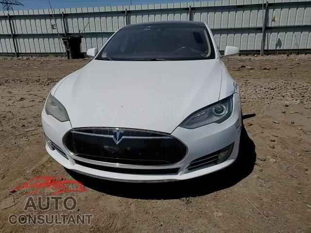 TESLA MODEL S 2015 - 5YJSA1S29FF084890