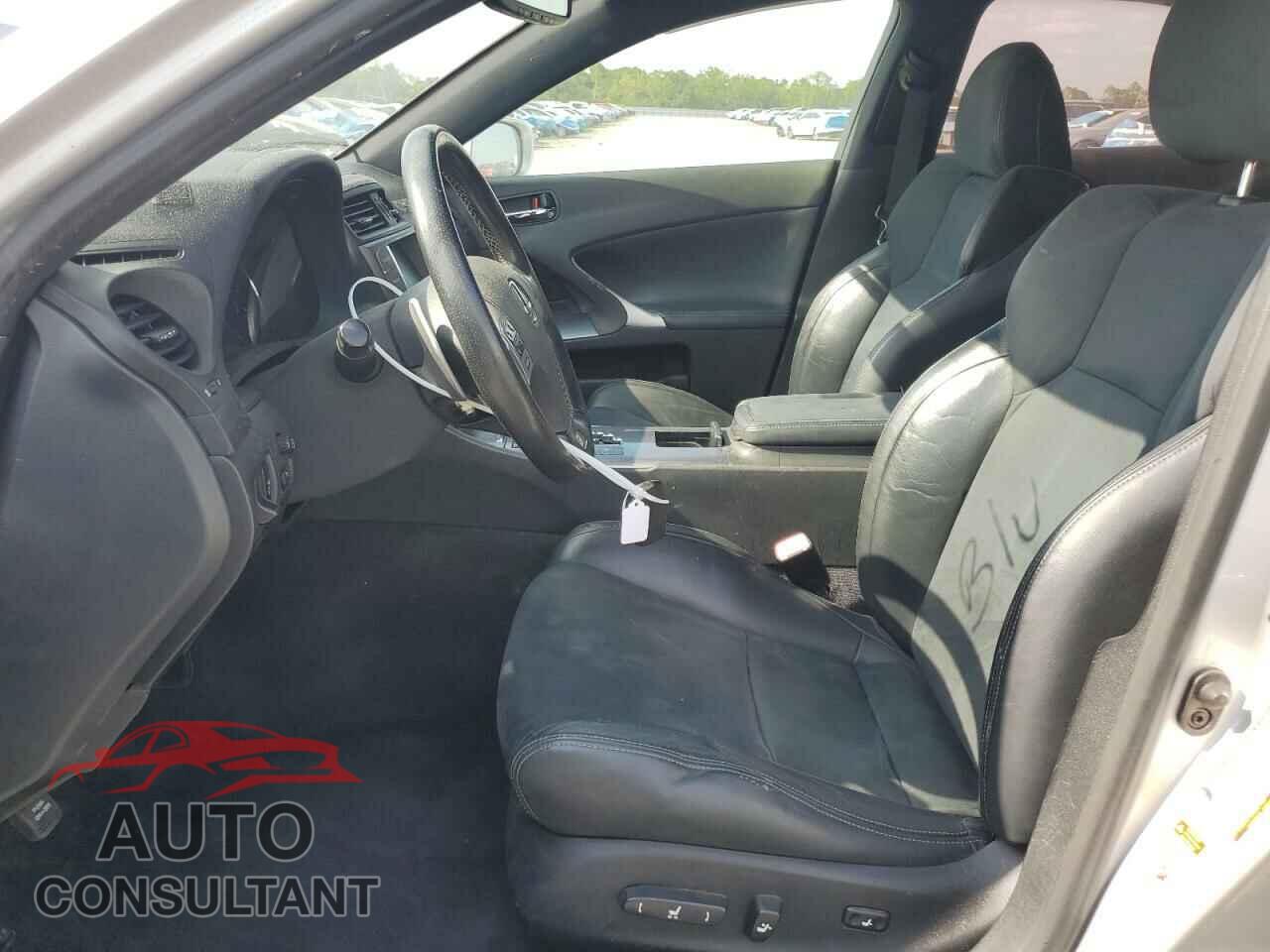 LEXUS IS 2012 - JTHBF5C22C5165863