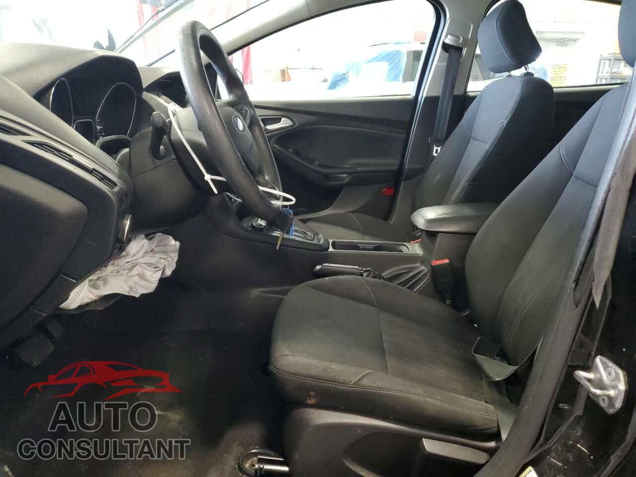 FORD FOCUS 2015 - 1FADP3K2XFL307699