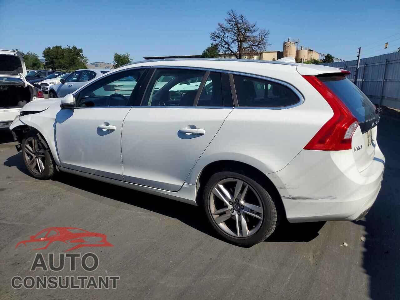 VOLVO V60 2015 - YV126MEB2F1192799