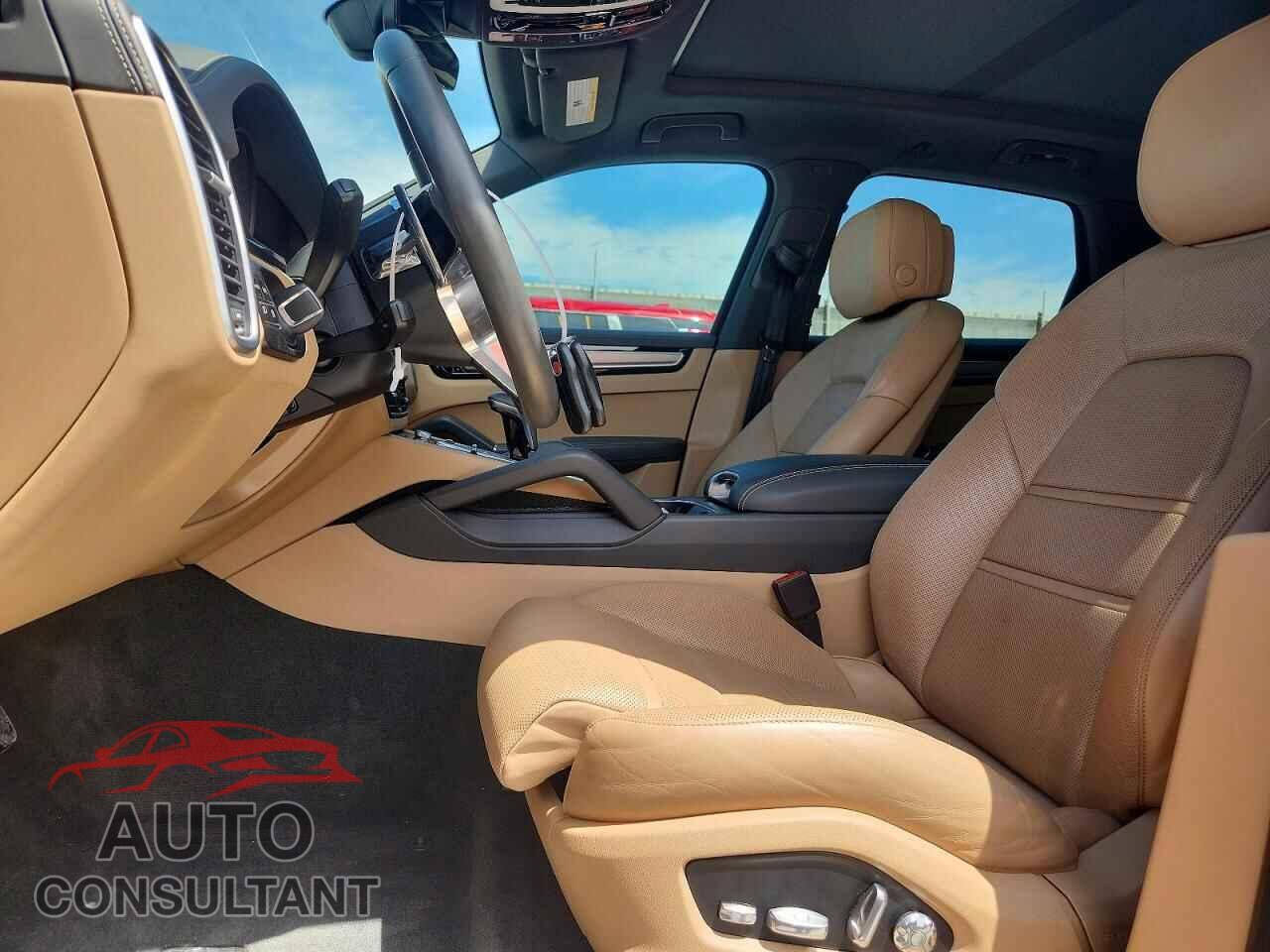 PORSCHE CAYENNE 2019 - WP1AE2AY8KDA50824