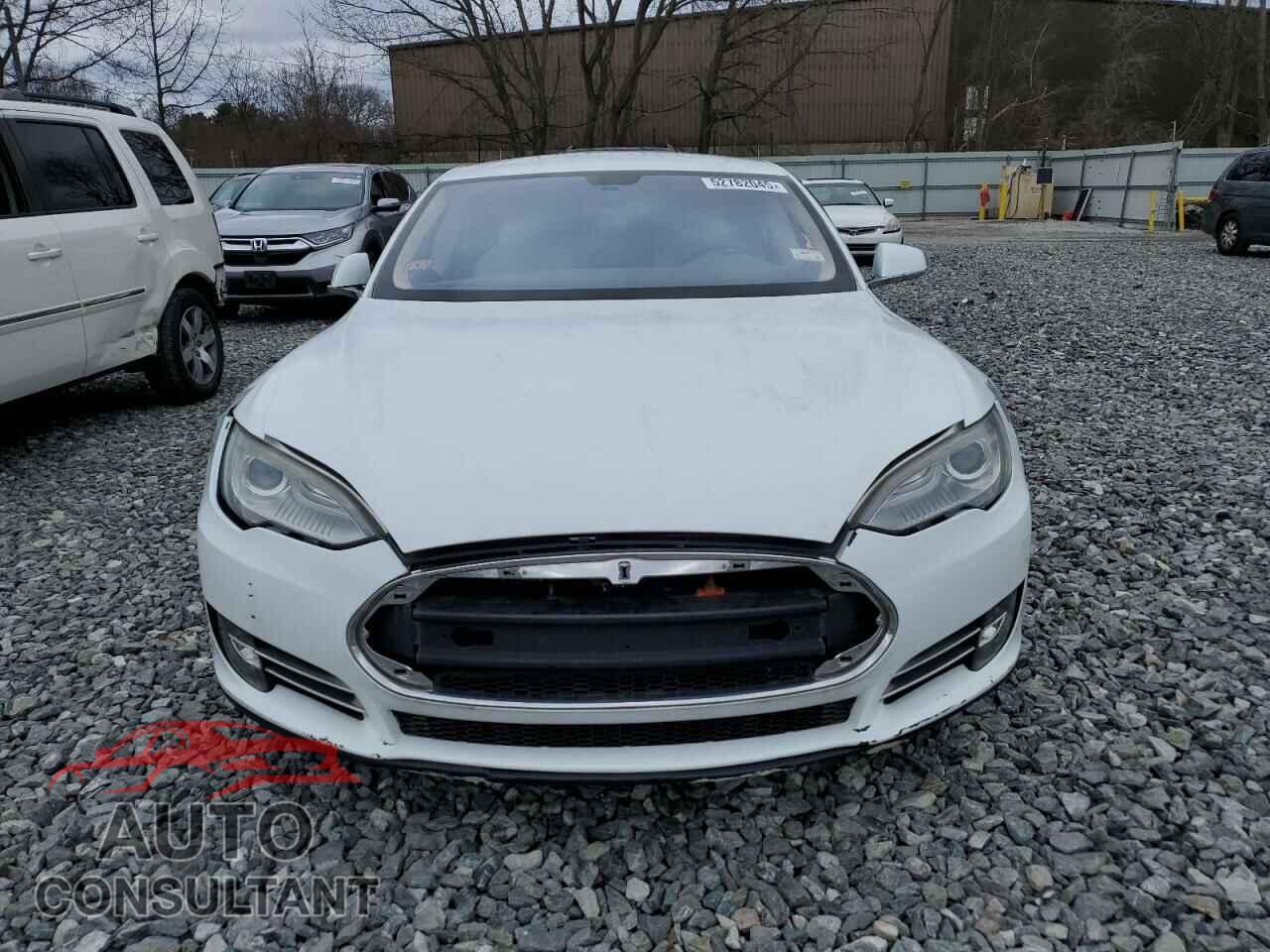 TESLA MODEL S 2013 - 5YJSA1DN6DFP11453