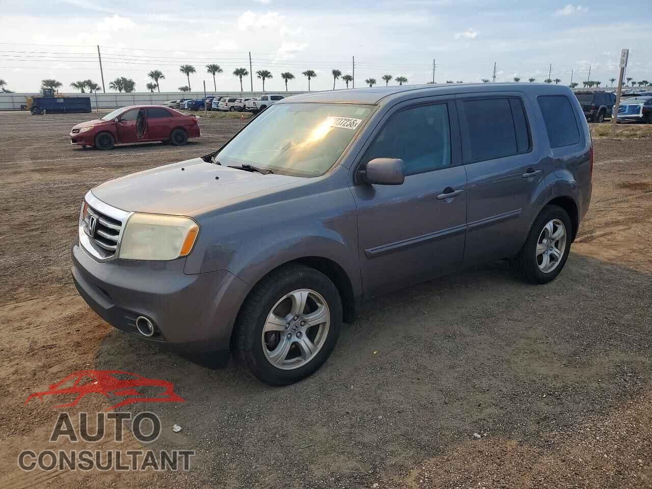 HONDA PILOT 2015 - 5FNYF4H50FB046883