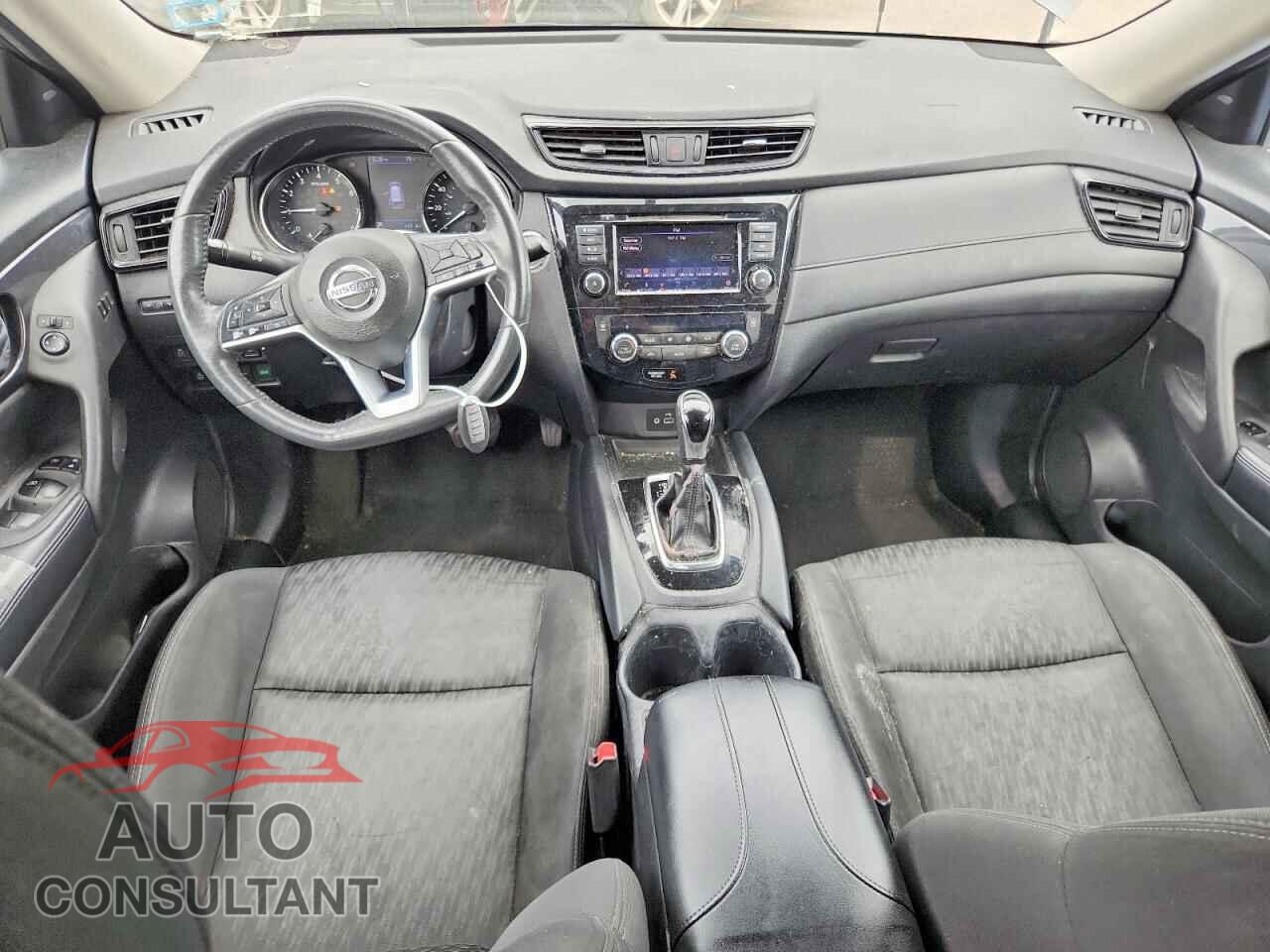 NISSAN ROGUE 2018 - KNMAT2MVXJP518686