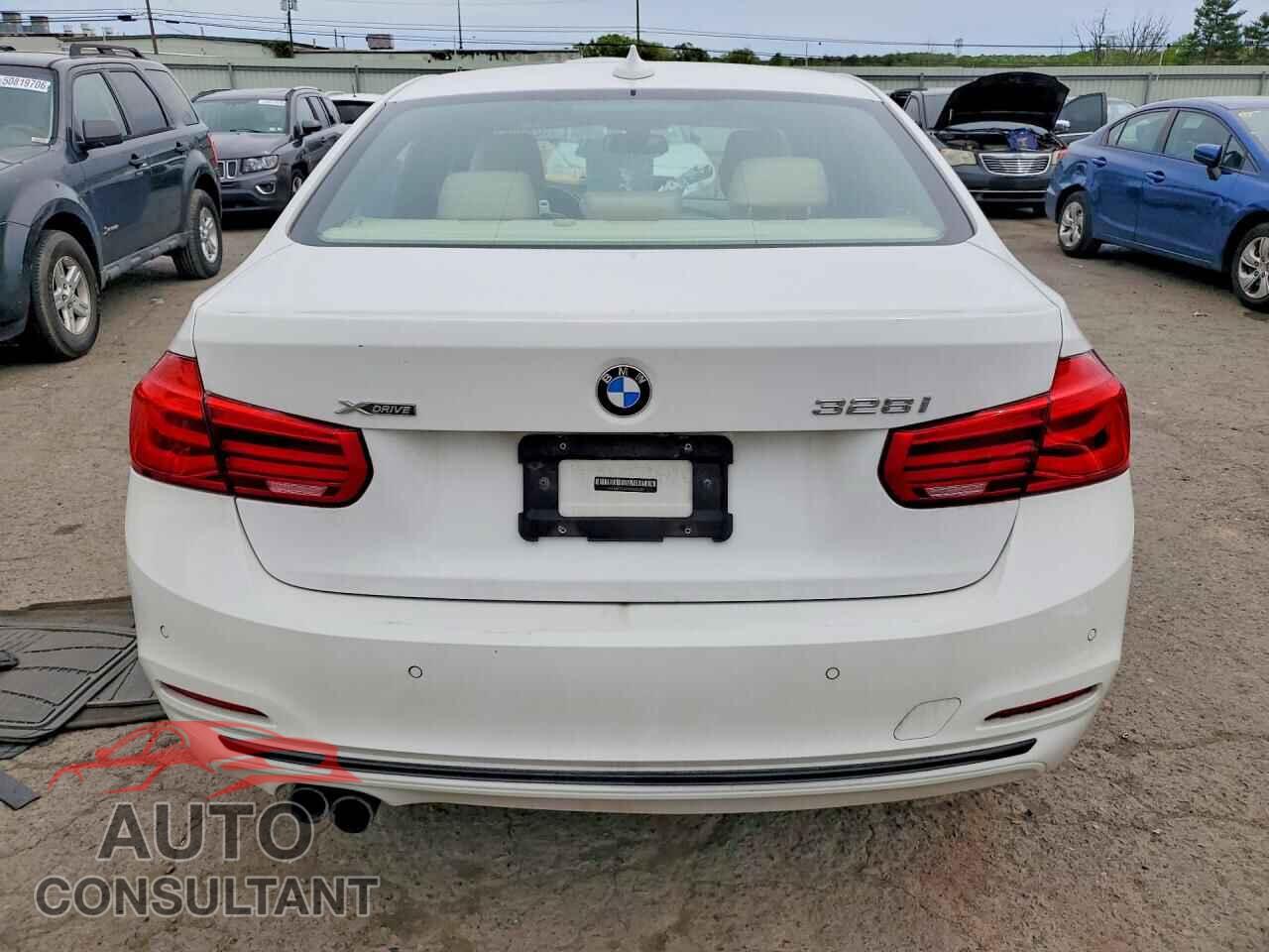 BMW 3 SERIES 2016 - WBA8E3G52GNU02085