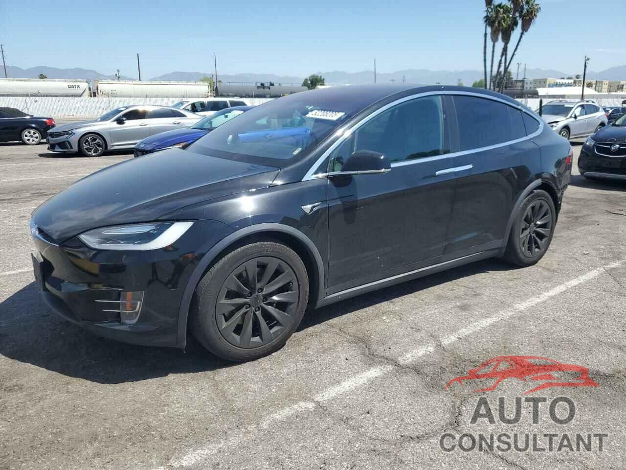 TESLA MODEL X 2017 - 5YJXCBE20HF051099