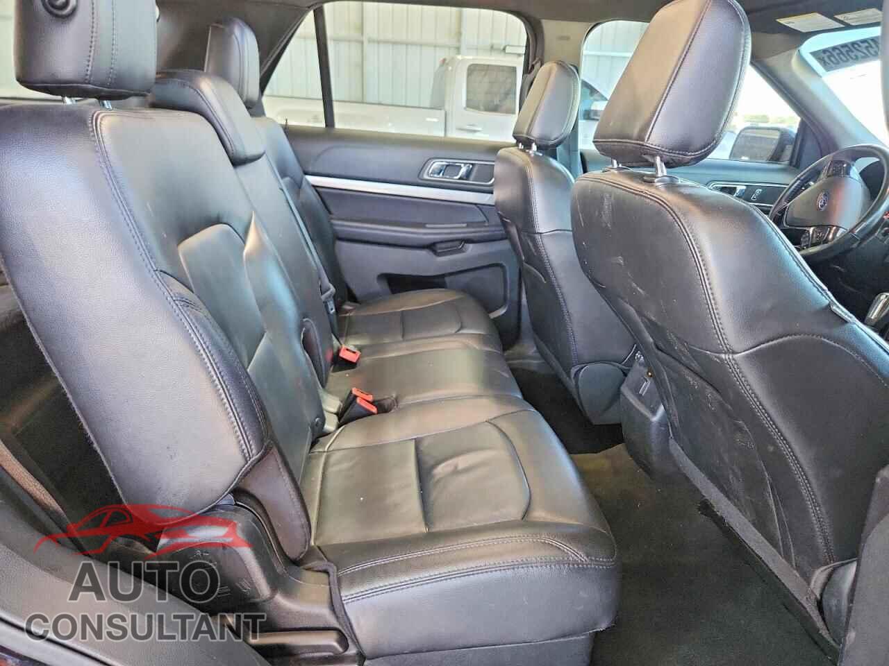 FORD EXPLORER 2018 - 1FM5K8D80JGB93690