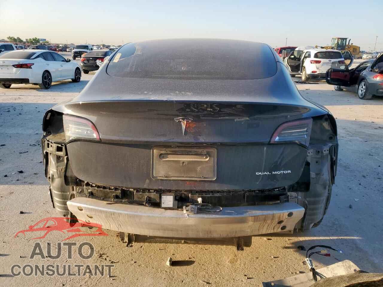 TESLA MODEL 3 2020 - 5YJ3E1EB2LF710618