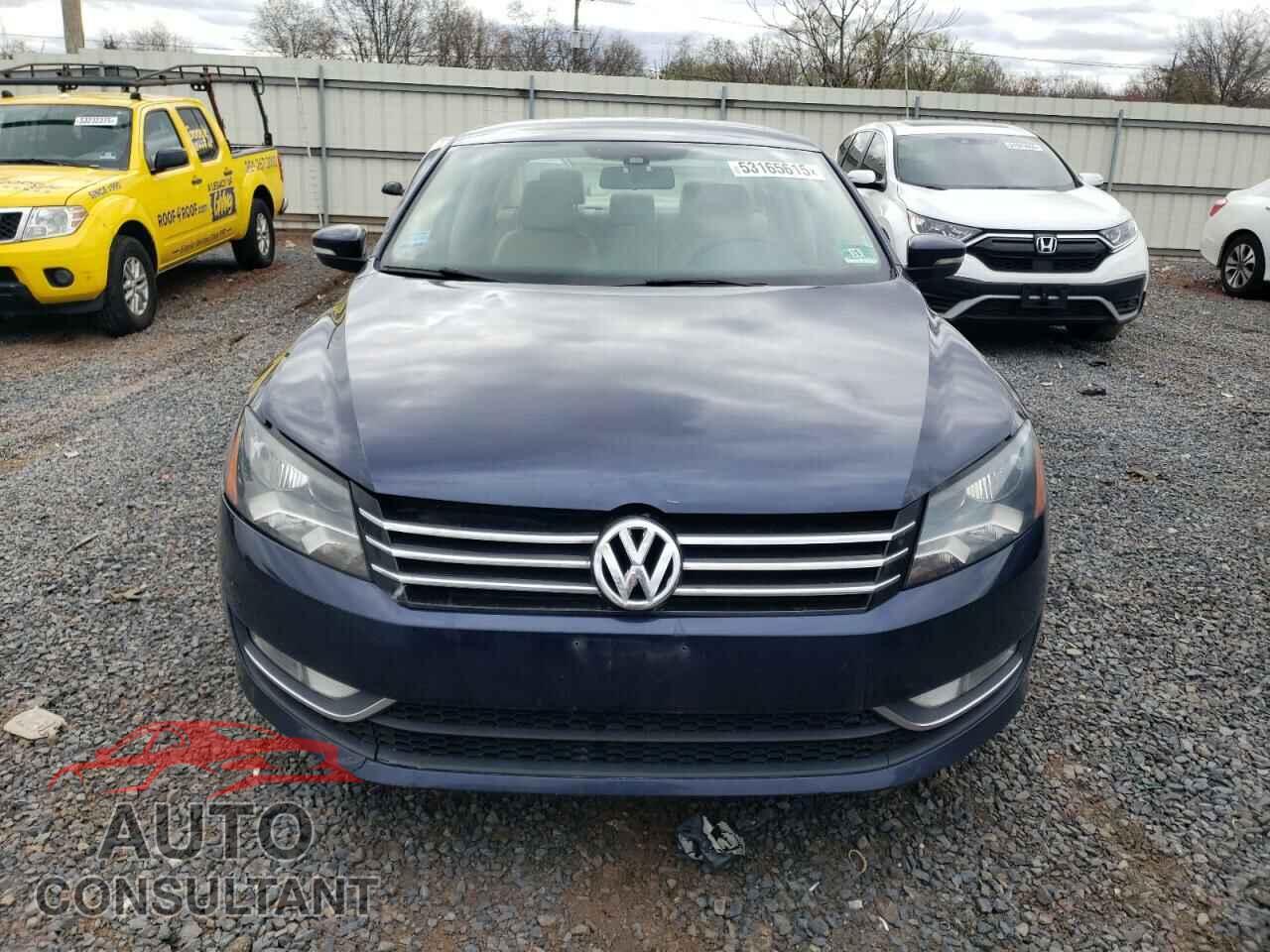 VOLKSWAGEN PASSAT 2015 - 1VWAT7A30FC107907