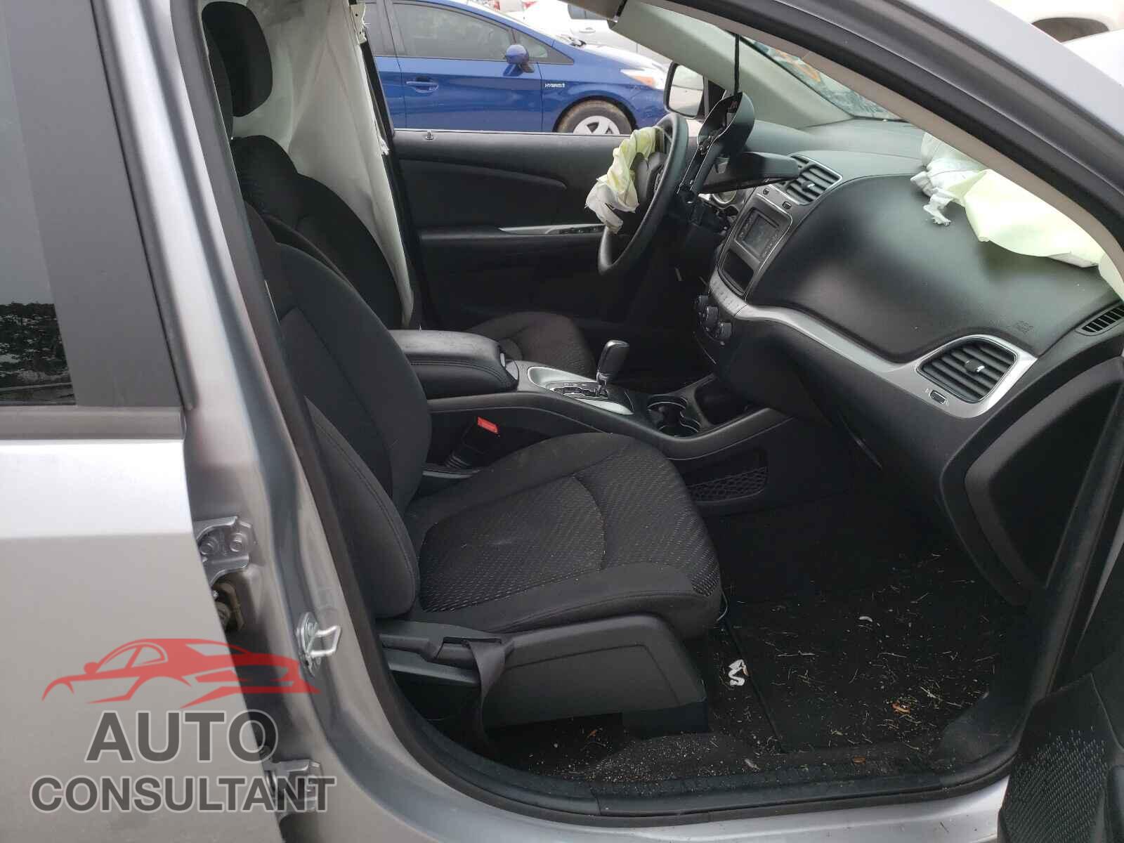 DODGE JOURNEY 2018 - 3C4PDCAB5JT445679