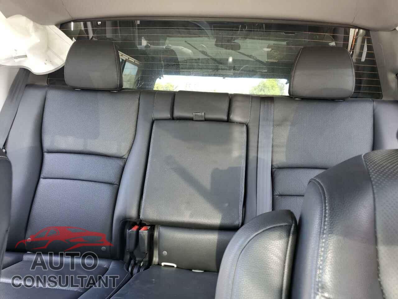 HONDA RIDGELINE 2018 - 5FPYK3F66JB001237