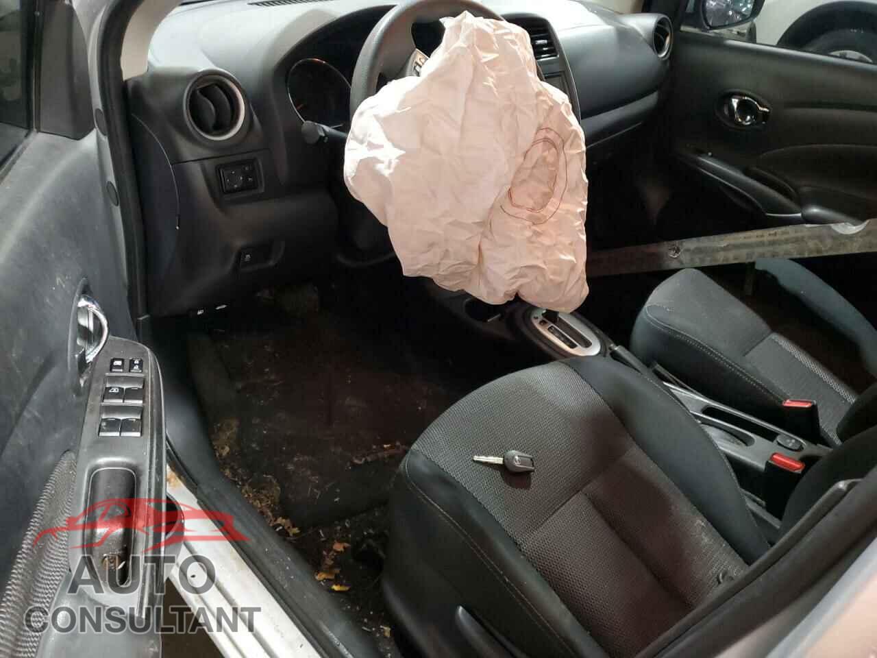 NISSAN VERSA 2019 - 3N1CN7AP3KL852550