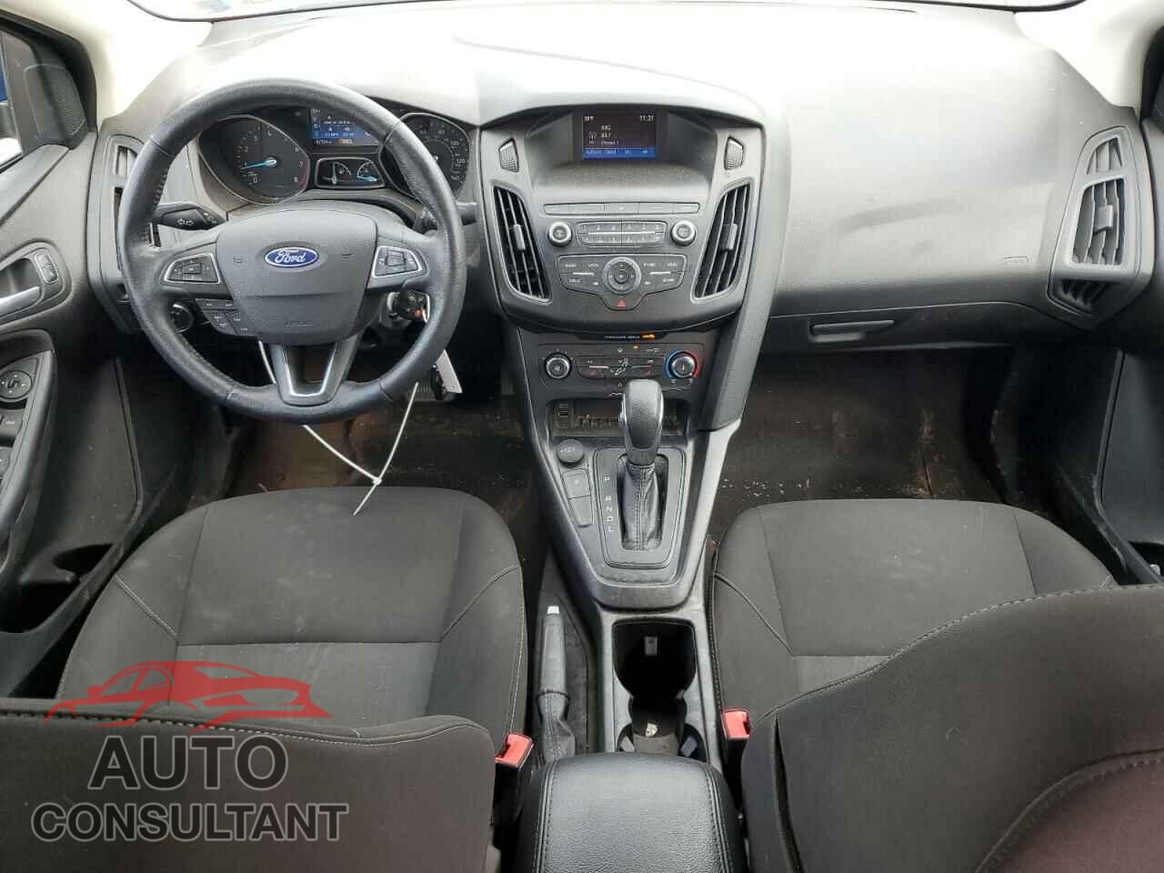 FORD FOCUS 2018 - 1FADP3F29JL274455