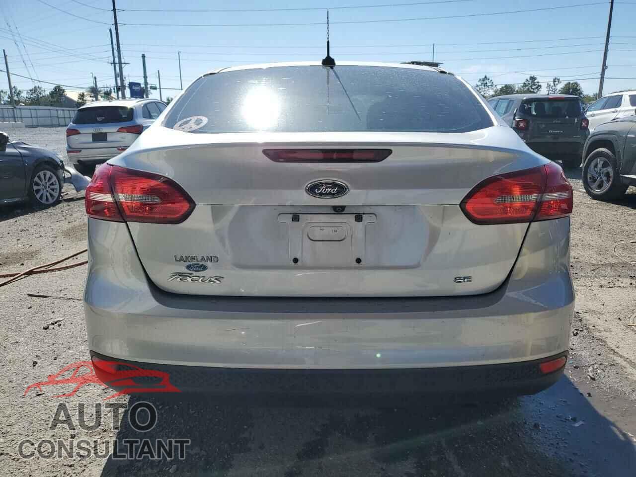 FORD FOCUS 2017 - 1FADP3F28HL338298