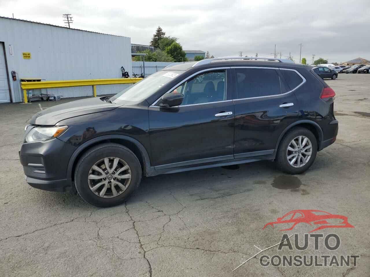 NISSAN ROGUE 2017 - KNMAT2MT2HP551545