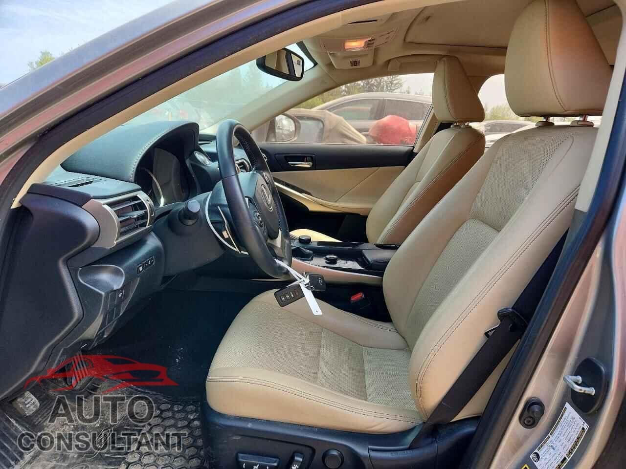LEXUS IS 2014 - JTHCF1D26E5009033