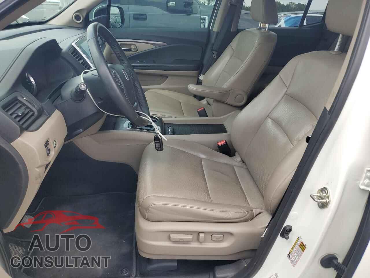 HONDA RIDGELINE 2017 - 5FPYK3F67HB018350