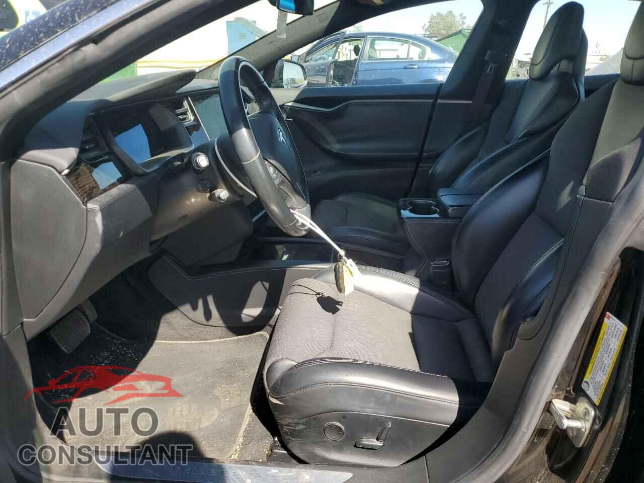 TESLA MODEL S 2018 - 5YJSA1E26JF261707