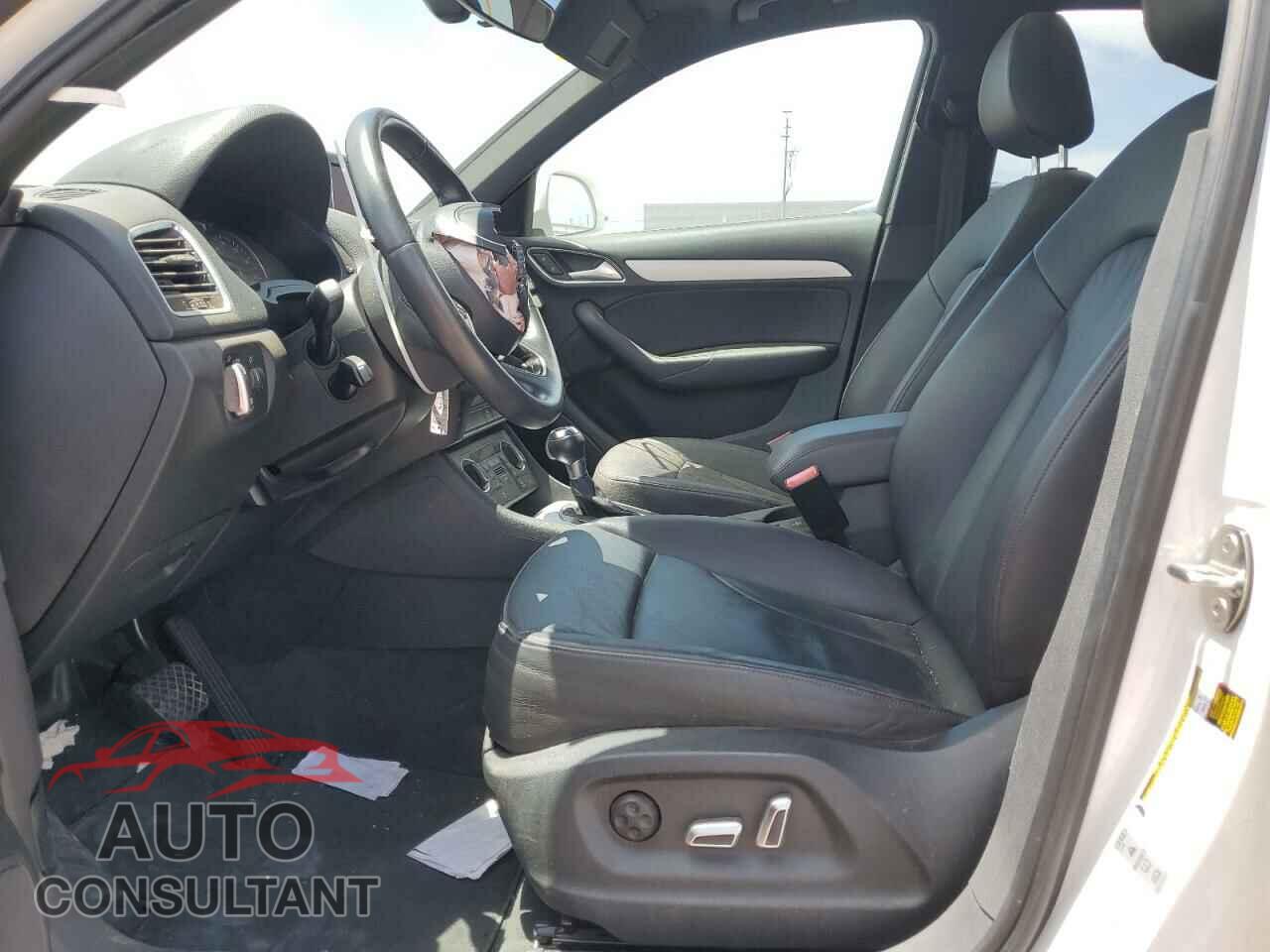 AUDI Q3 2018 - WA1BCCFS5JR016258