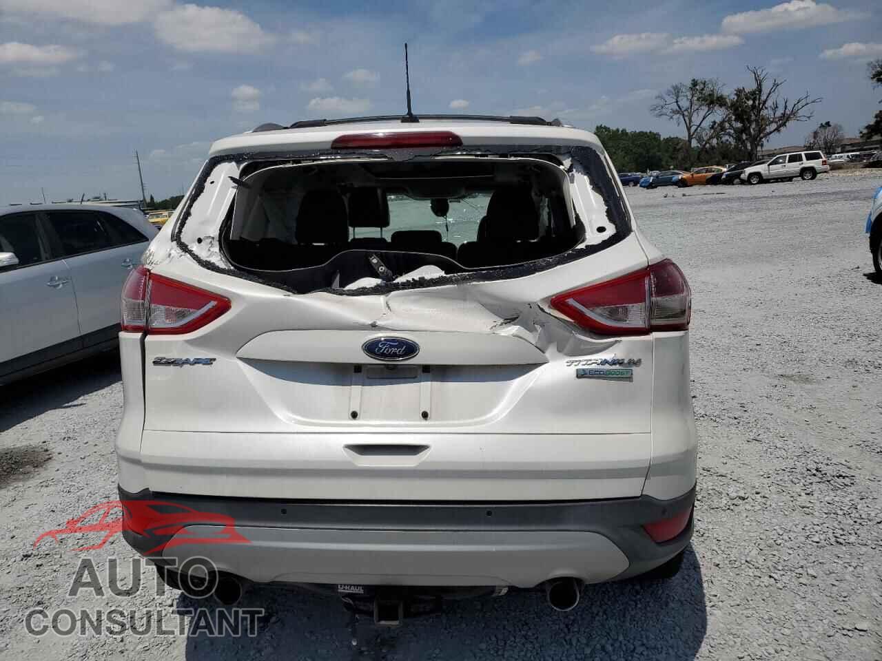 FORD ESCAPE 2013 - 1FMCU0J99DUB63593