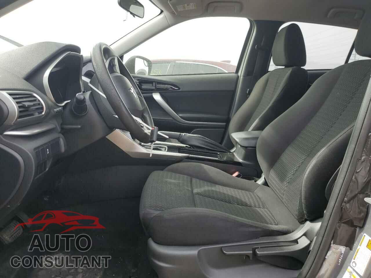 MITSUBISHI ECLIPSE 2019 - JA4AT3AA3KZ028954