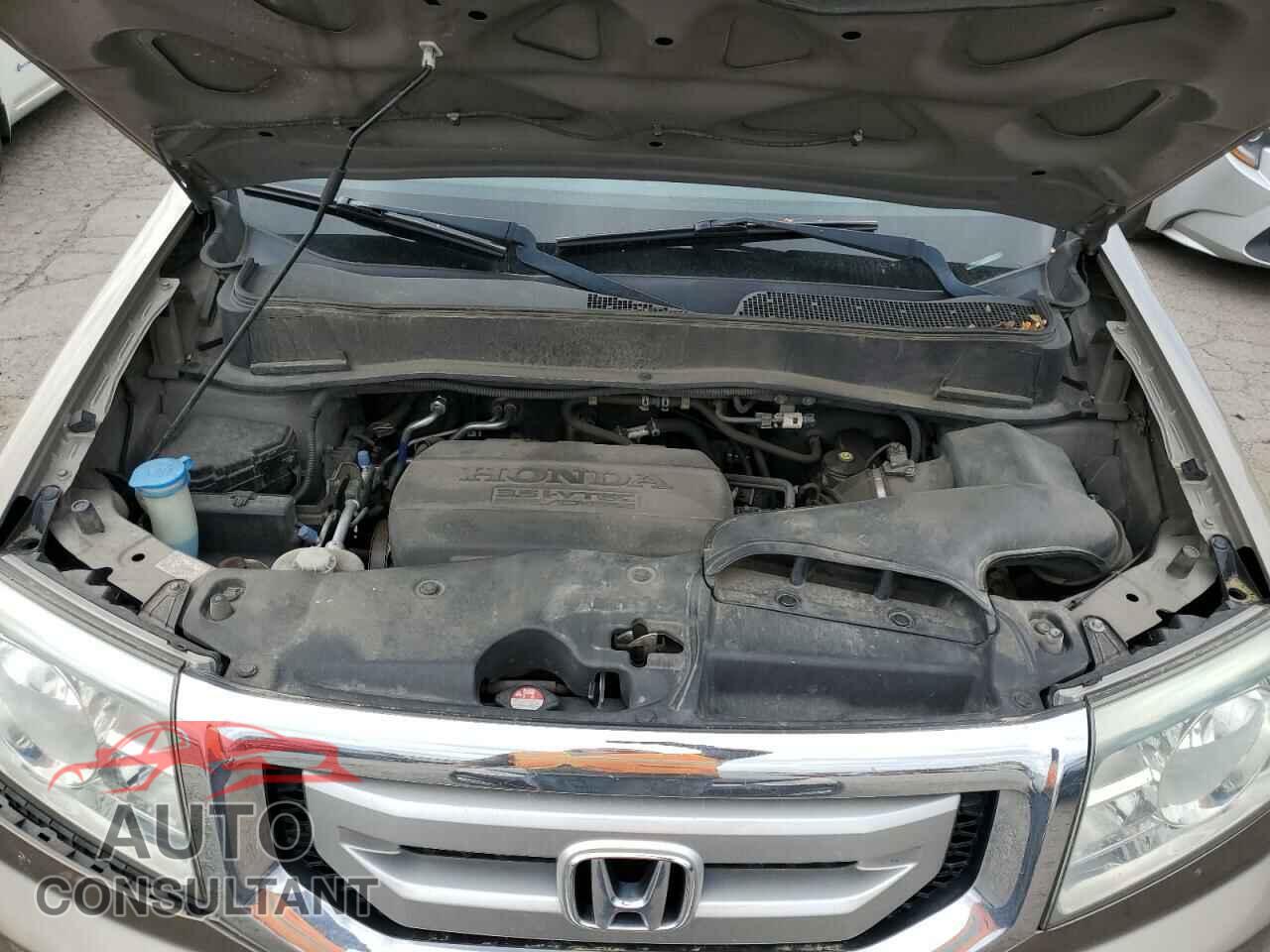HONDA PILOT 2011 - 5FNYF4H58BB033647