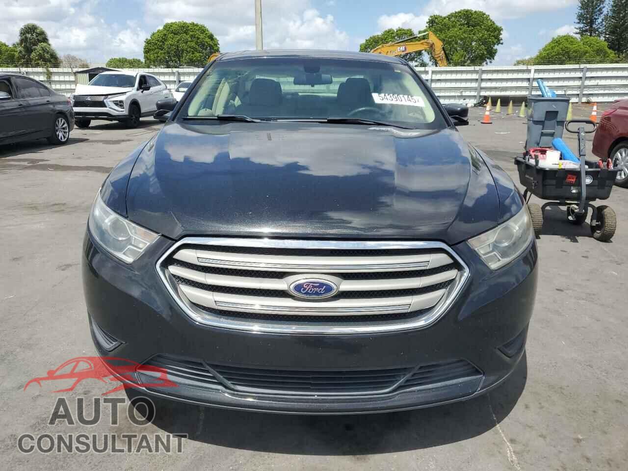 FORD TAURUS 2015 - 1FAHP2D86FG140750