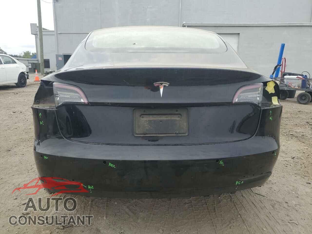 TESLA MODEL 3 2019 - 5YJ3E1EA4KF415767