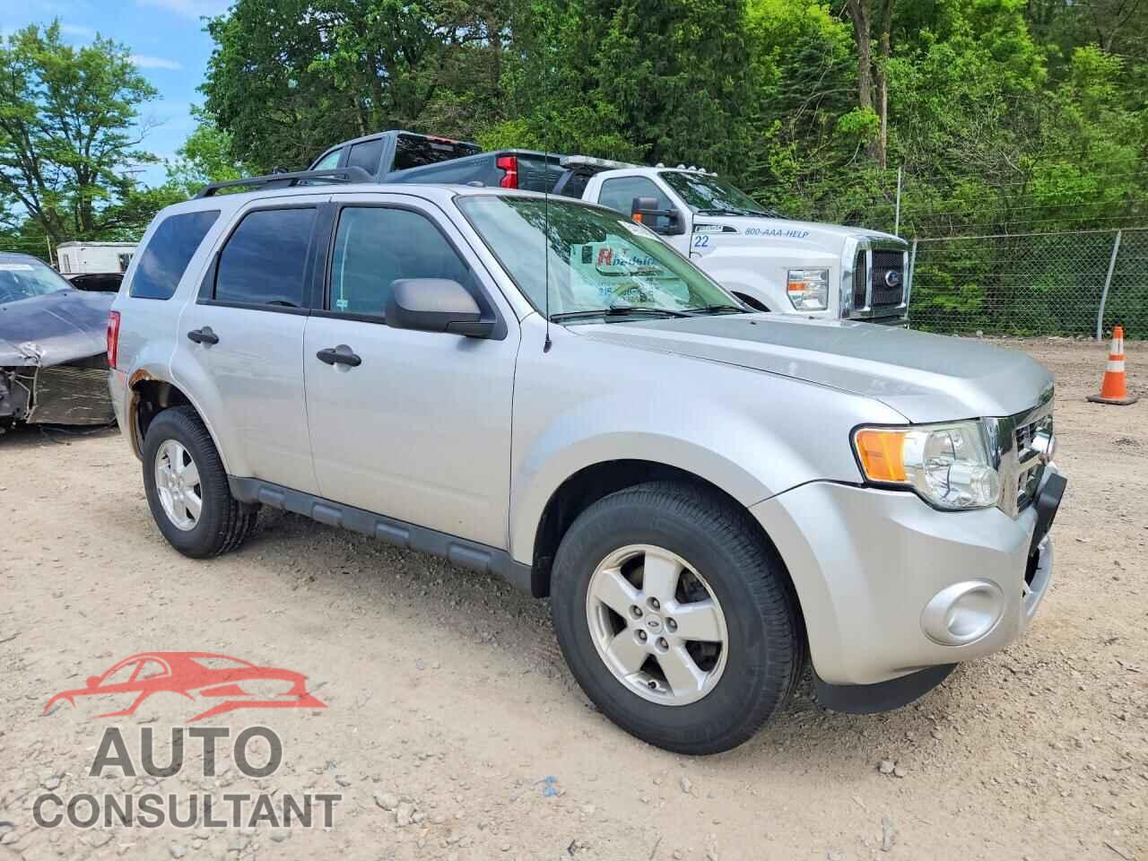 FORD ESCAPE 2010 - 1FMCU0D72AKD44116