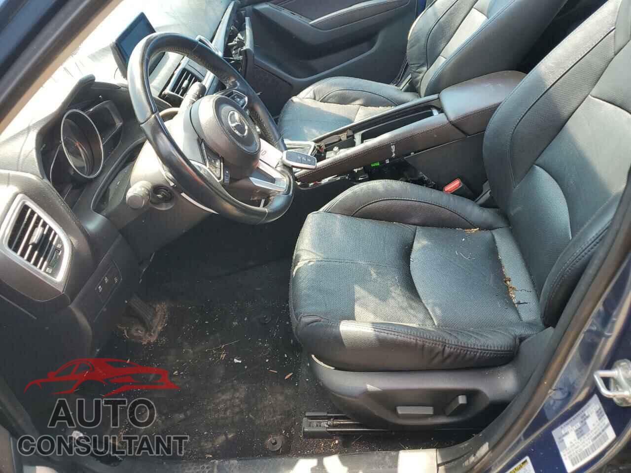 MAZDA 3 2018 - 3MZBN1M3XJM214249