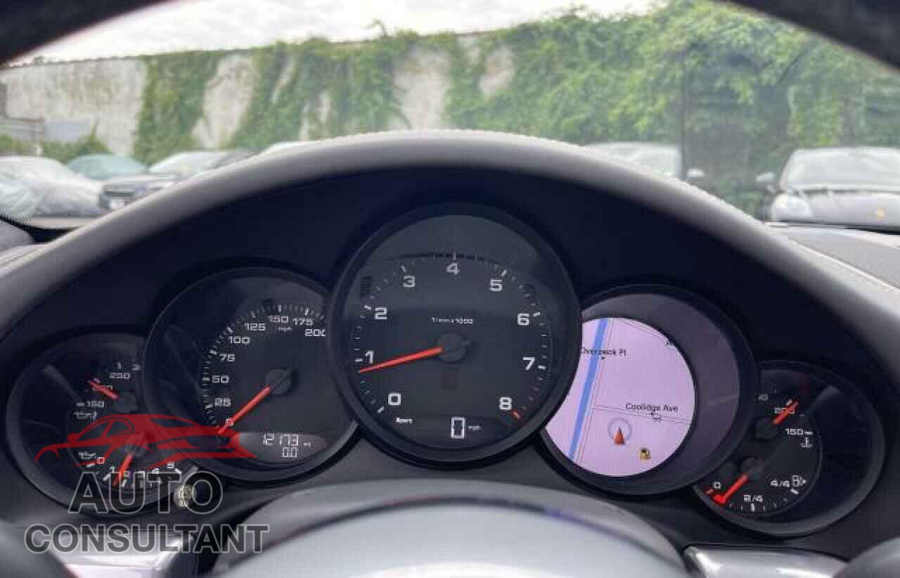 PORSCHE 911 2018 - WP0AA2A94JS106516