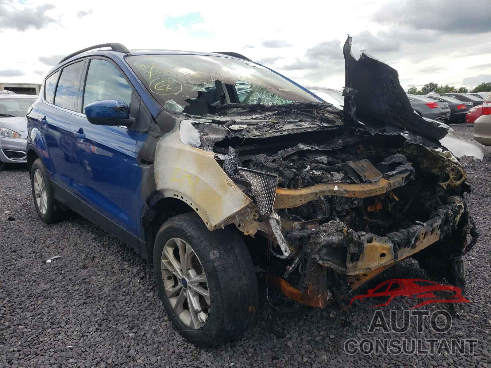 FORD ESCAPE 2017 - 1FMCU9GD3HUC08128