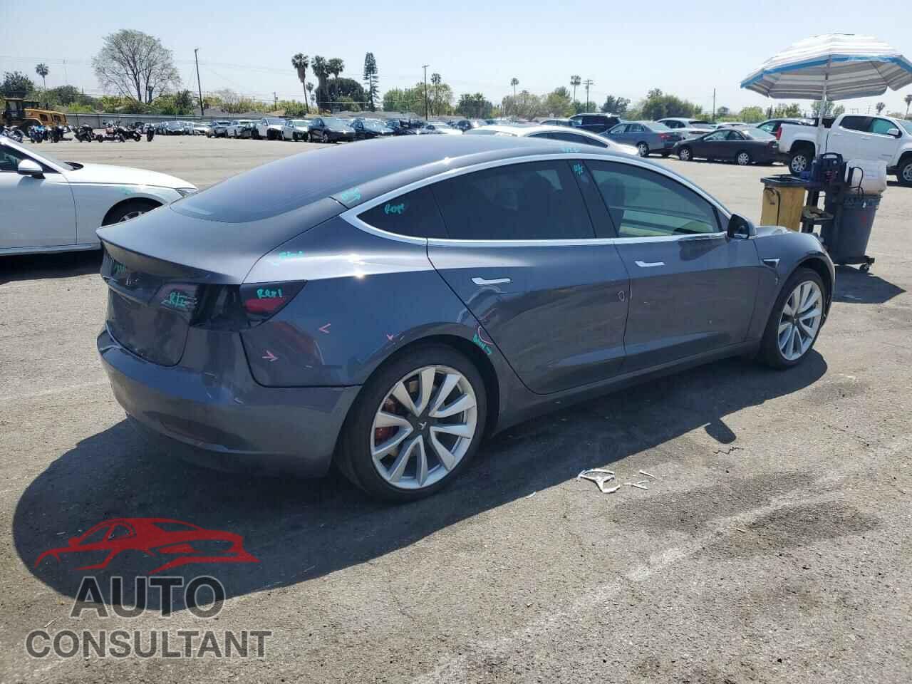 TESLA MODEL 3 2018 - 5YJ3E1EA1JF026809
