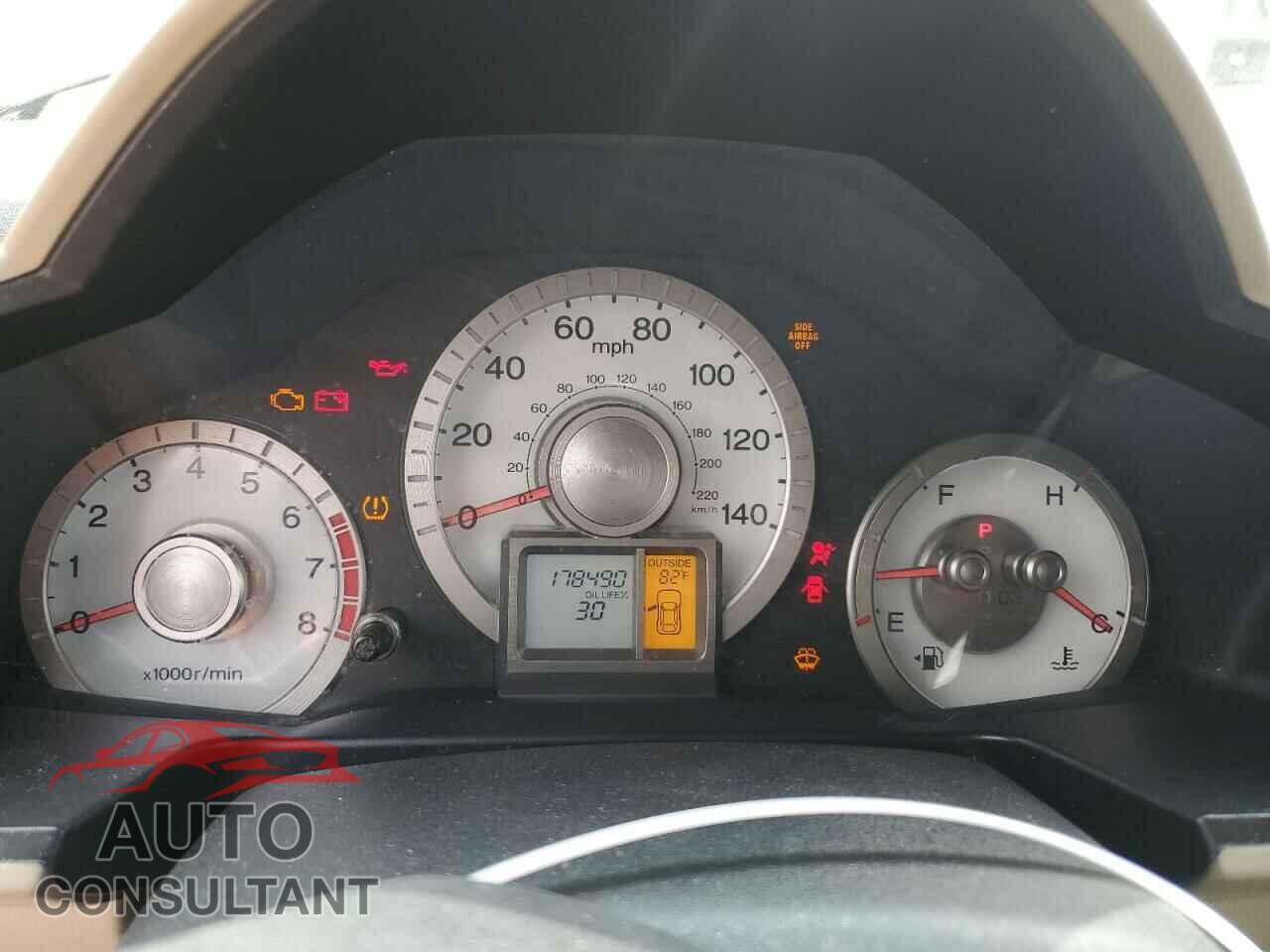 HONDA PILOT 2011 - 5FNYF4H58BB044776
