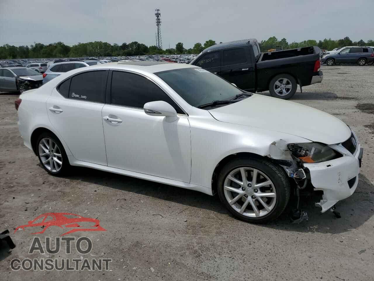 LEXUS IS 2012 - JTHCE5C29C5002439