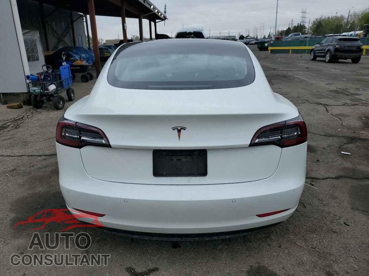 TESLA MODEL 3 2020 - 5YJ3E1EA3LF613533