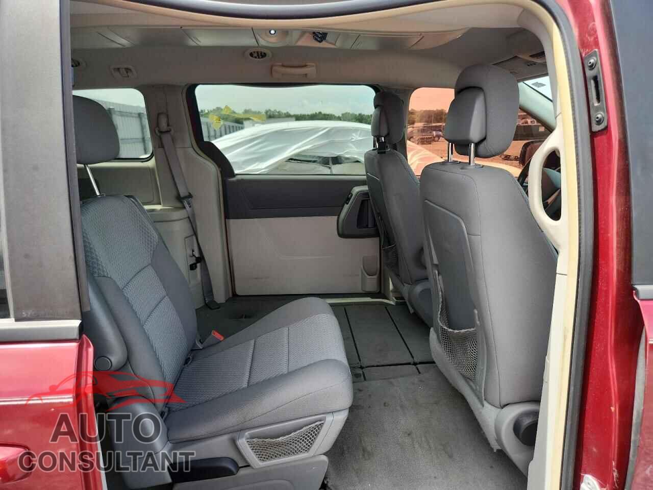 DODGE CARAVAN 2010 - 2D4RN6DX8AR499367