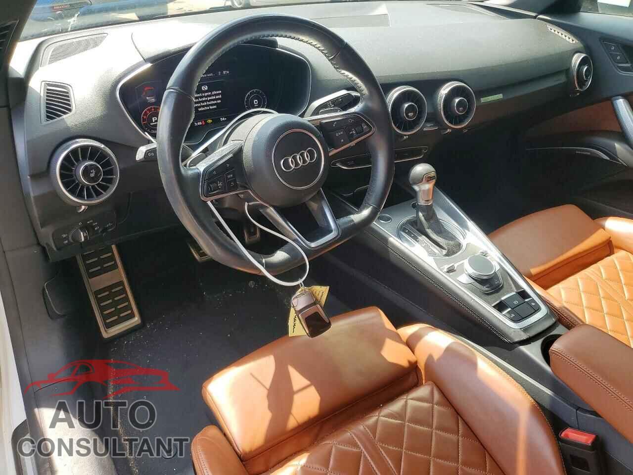 AUDI TT 2018 - TRUT5CFV2J1002675