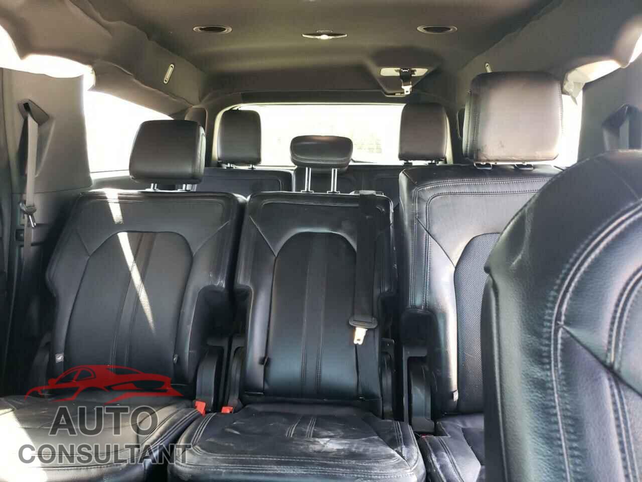 FORD EXPEDITION 2019 - 1FMJK2AT8KEA59043