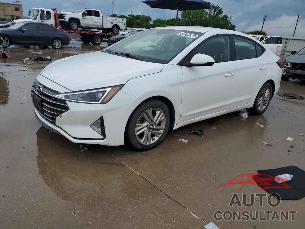 HYUNDAI ELANTRA 2019 - 5NPD84LF0KH421045
