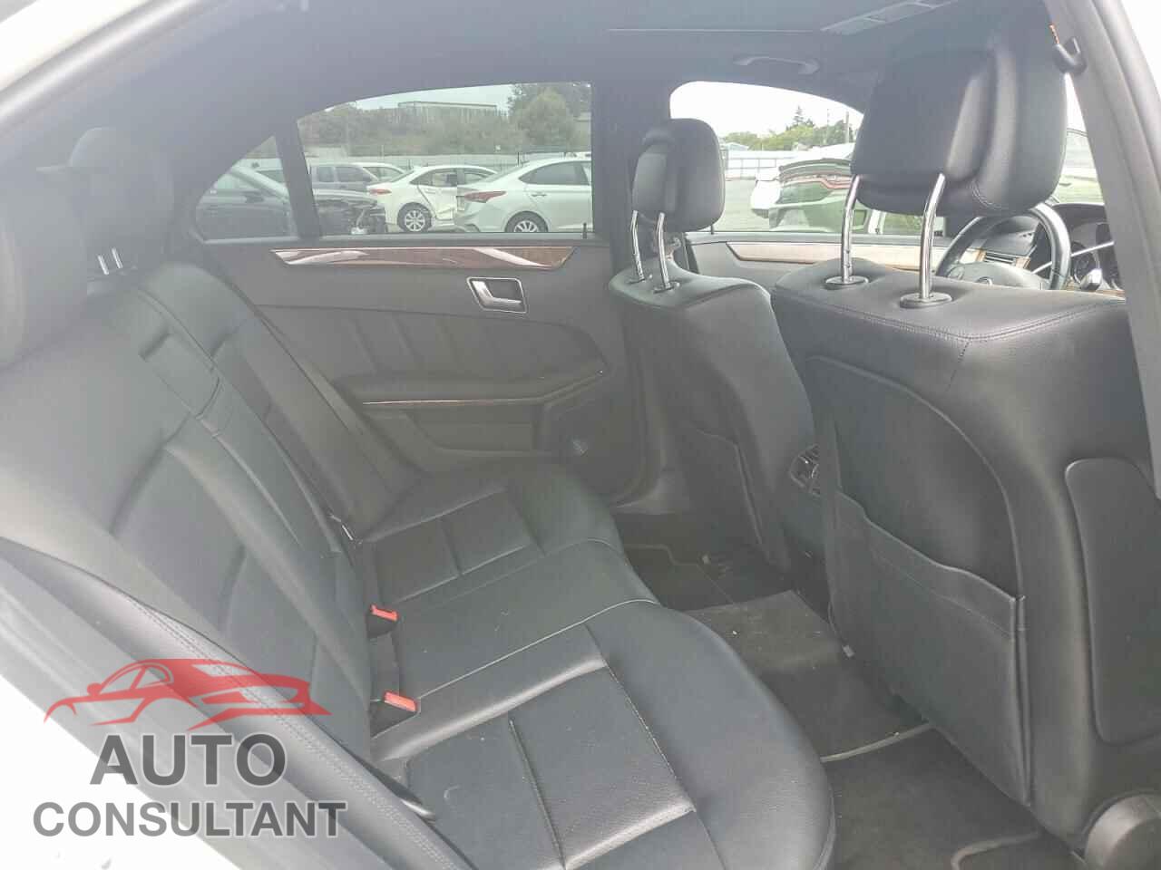 MERCEDES-BENZ E-CLASS 2012 - WDDHF5KB6CA579805