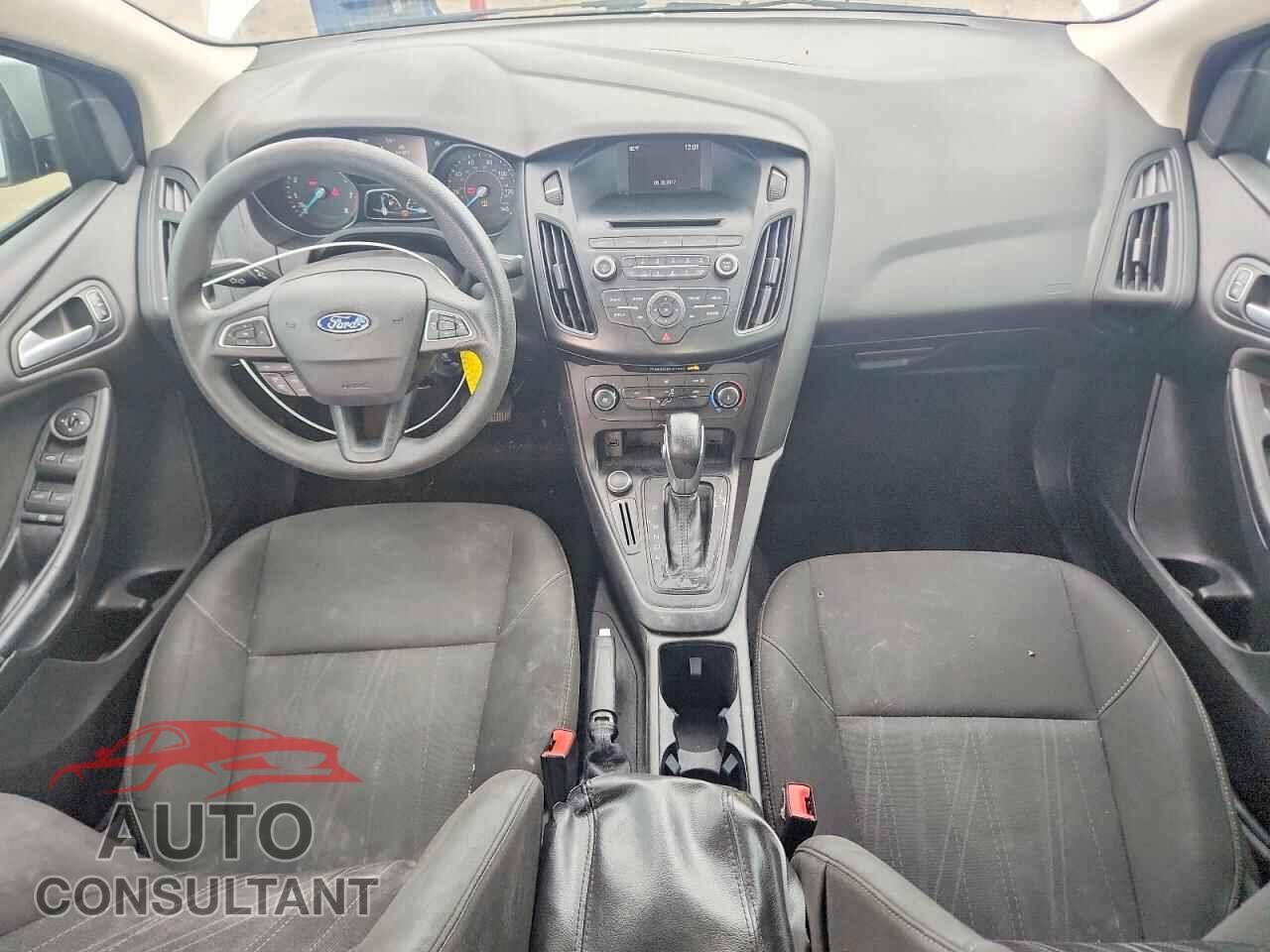 FORD FOCUS 2017 - 1FADP3F29HL315192