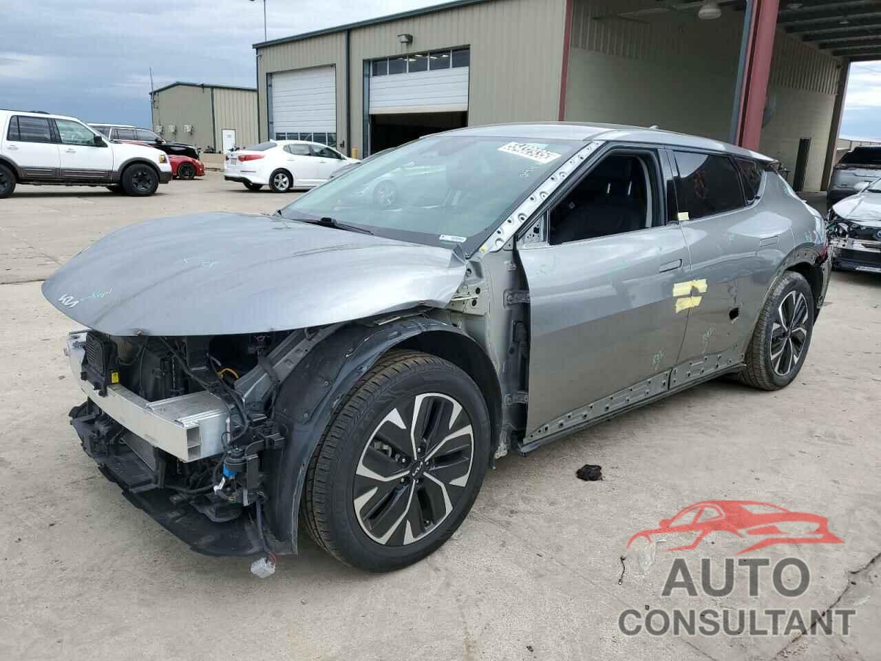 KIA EV6 LIGHT 2024 - KNDC34LA8R5194955