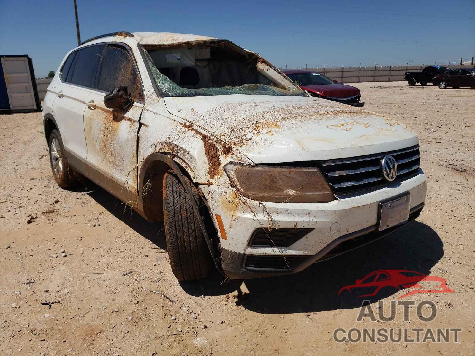 VOLKSWAGEN TIGUAN 2018 - 3VV2B7AX0JM074820