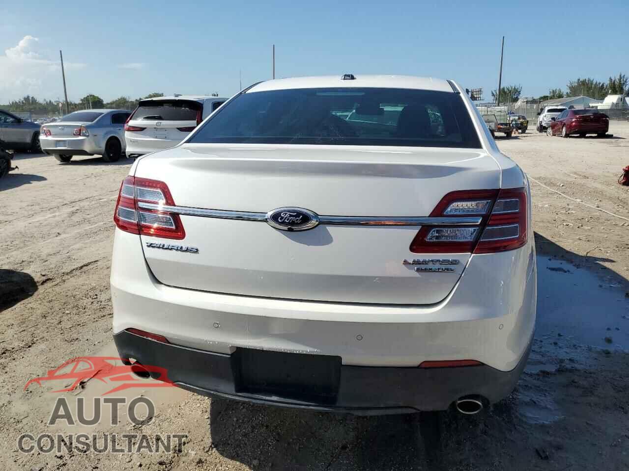 FORD TAURUS 2013 - 1FAHP2F83DG224700