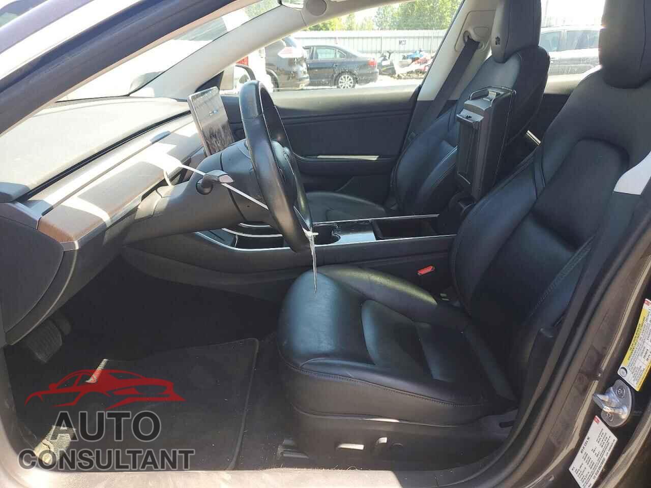TESLA MODEL 3 2018 - 5YJ3E1EB9JF089763