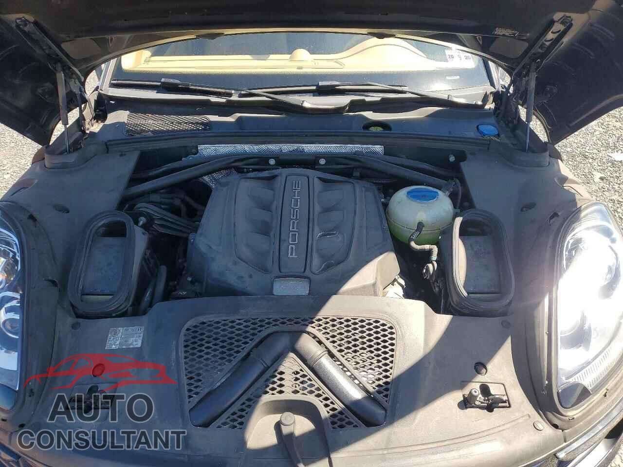 PORSCHE MACAN 2016 - WP1AB2A56GLB47600