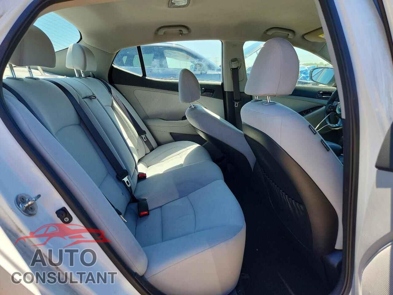 KIA OPTIMA 2015 - KNAGM4A79F5545919